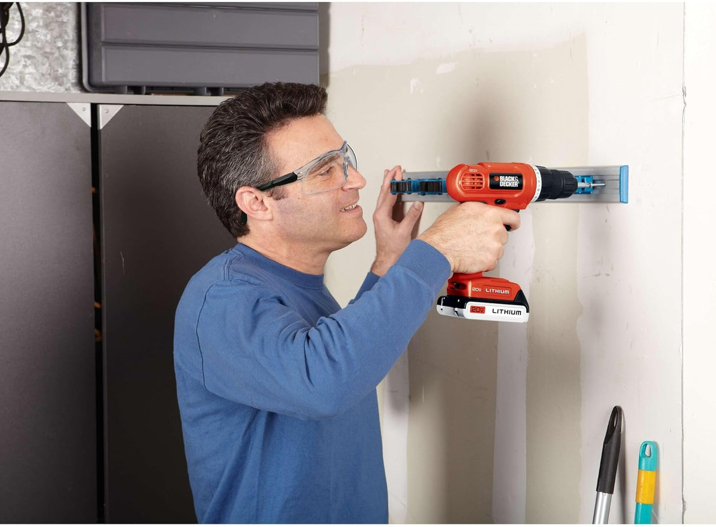 BLACK+DECKER 20V MAX POWERCONNECT Power Drill Cordless Drill Driver Electric Screwdriver with 30 Piece Bit Set, Battery and Charger Included (LD120VA)